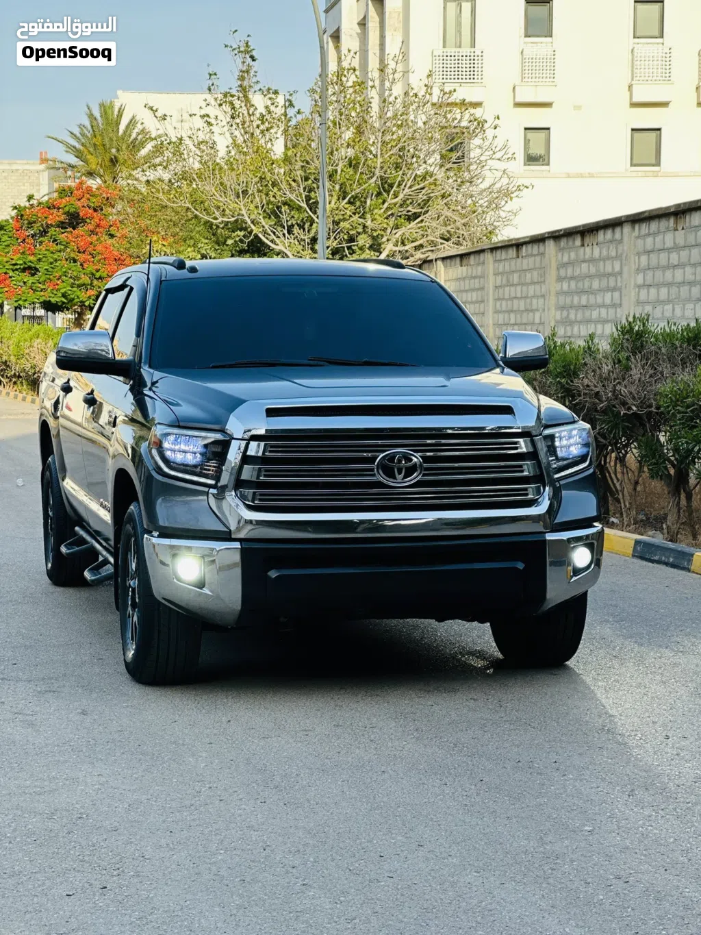 Toyota Tundra Limited