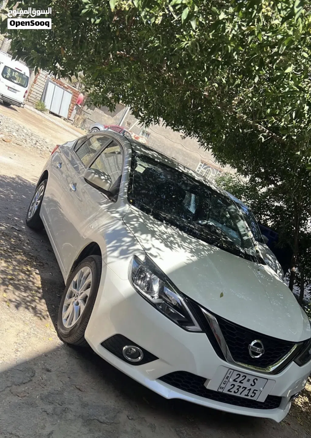 نيسان سنترا SV