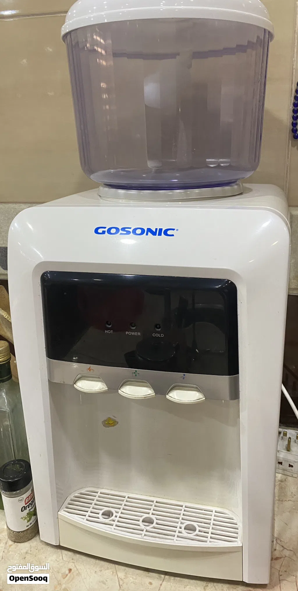 براد ماء منضدي نوع GOSONIC مع فلتر تنقية مياة سبع مراحل مستخدم