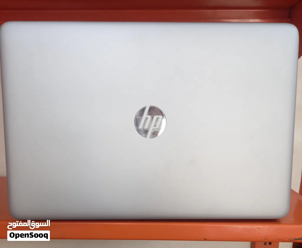 حجم الشاشة كبير 15.6 . hp .المعالج كور اي 5 الجيل 6 الهارد 256 ssd الرام 8