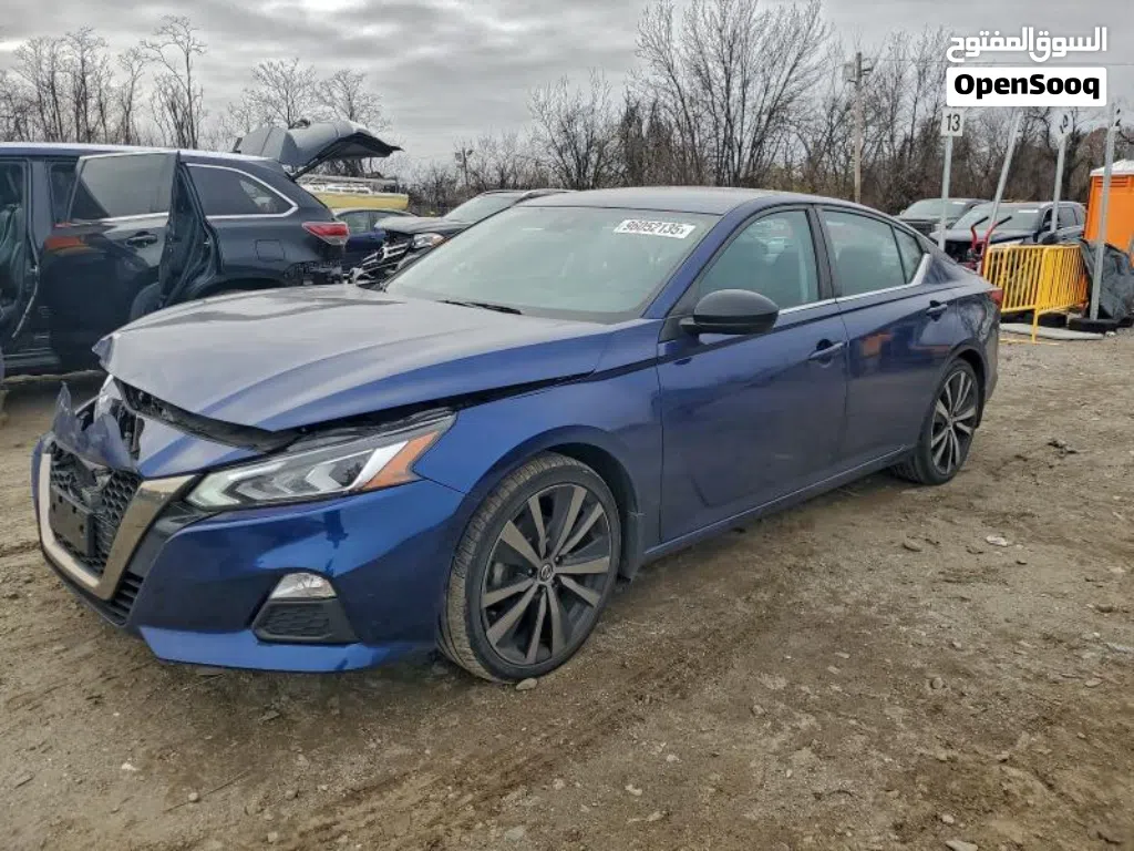 Nissan Altima SR