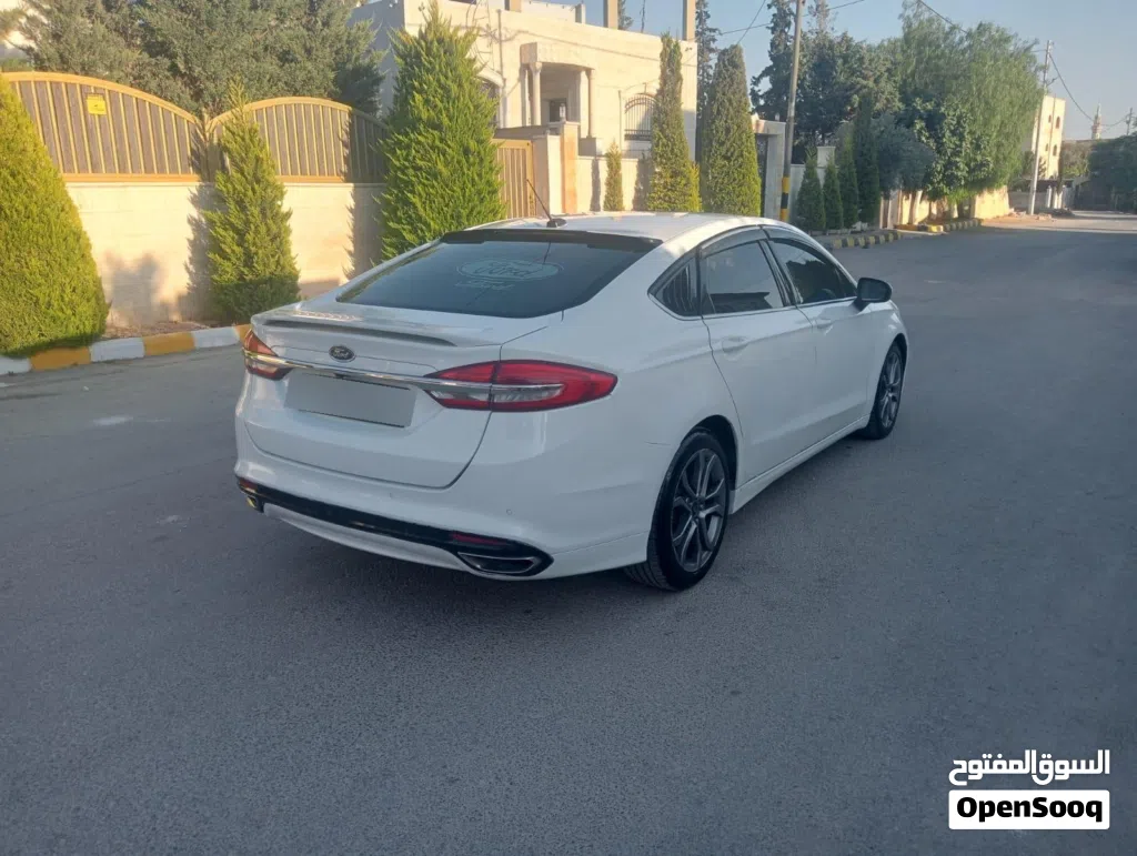 فورد فيوجن SE