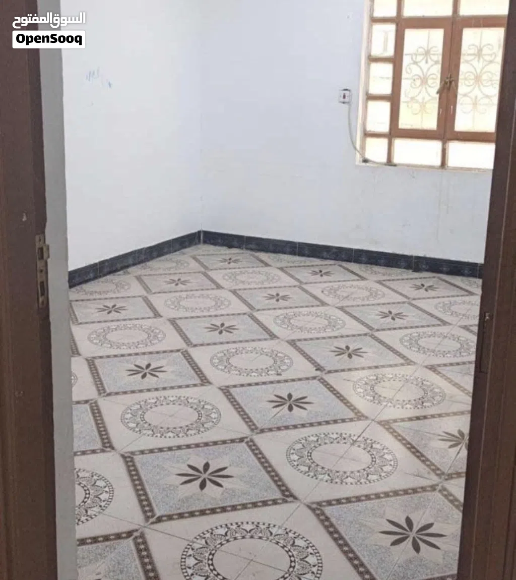 بيت للايجار في الساعي موقع ممتاز سكني او تجاري