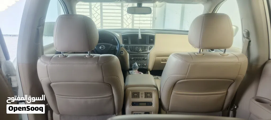 Nissan Pathfinder SL