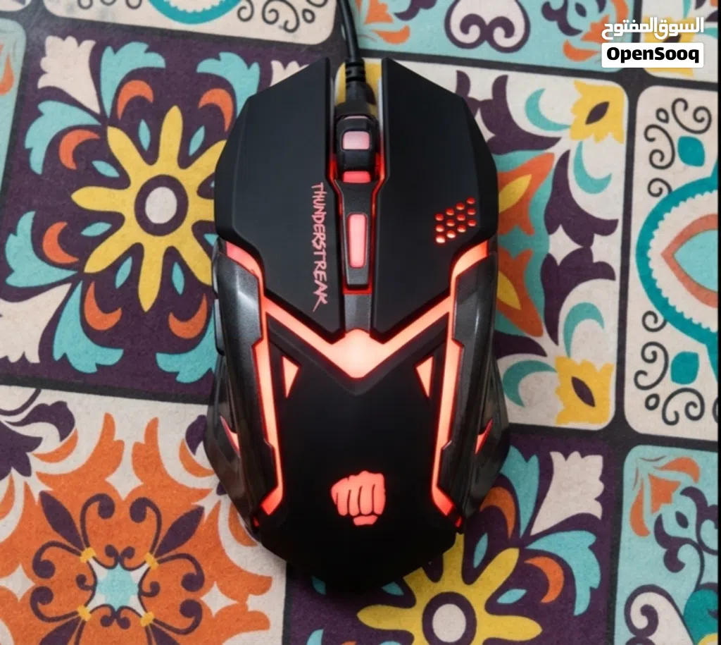 ماوس كيمنك احترافي Fury Thunderstreak بإضاءة LED مميزة وبحالة ممتازة