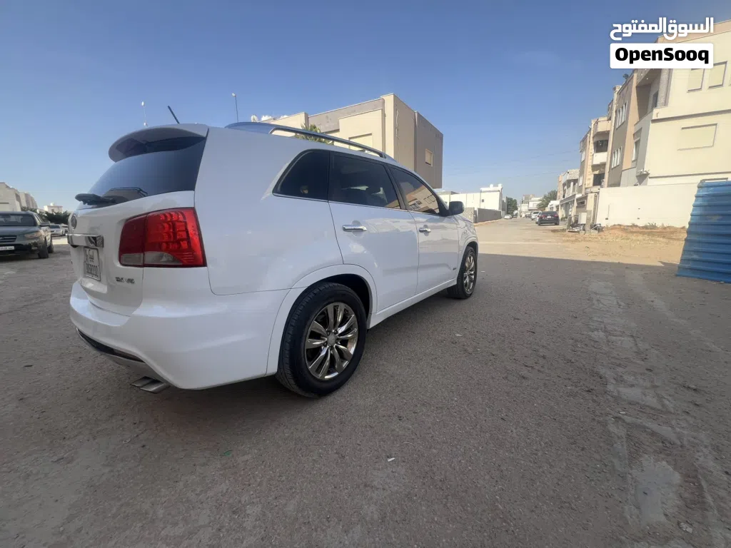 كيا سورينتو LX