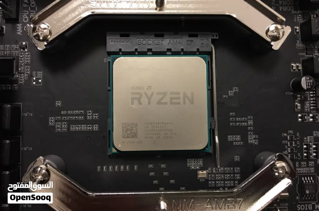 معالج Ryzen 7-1800x مع مبرده Amd الاصلي بـ 55 دينار