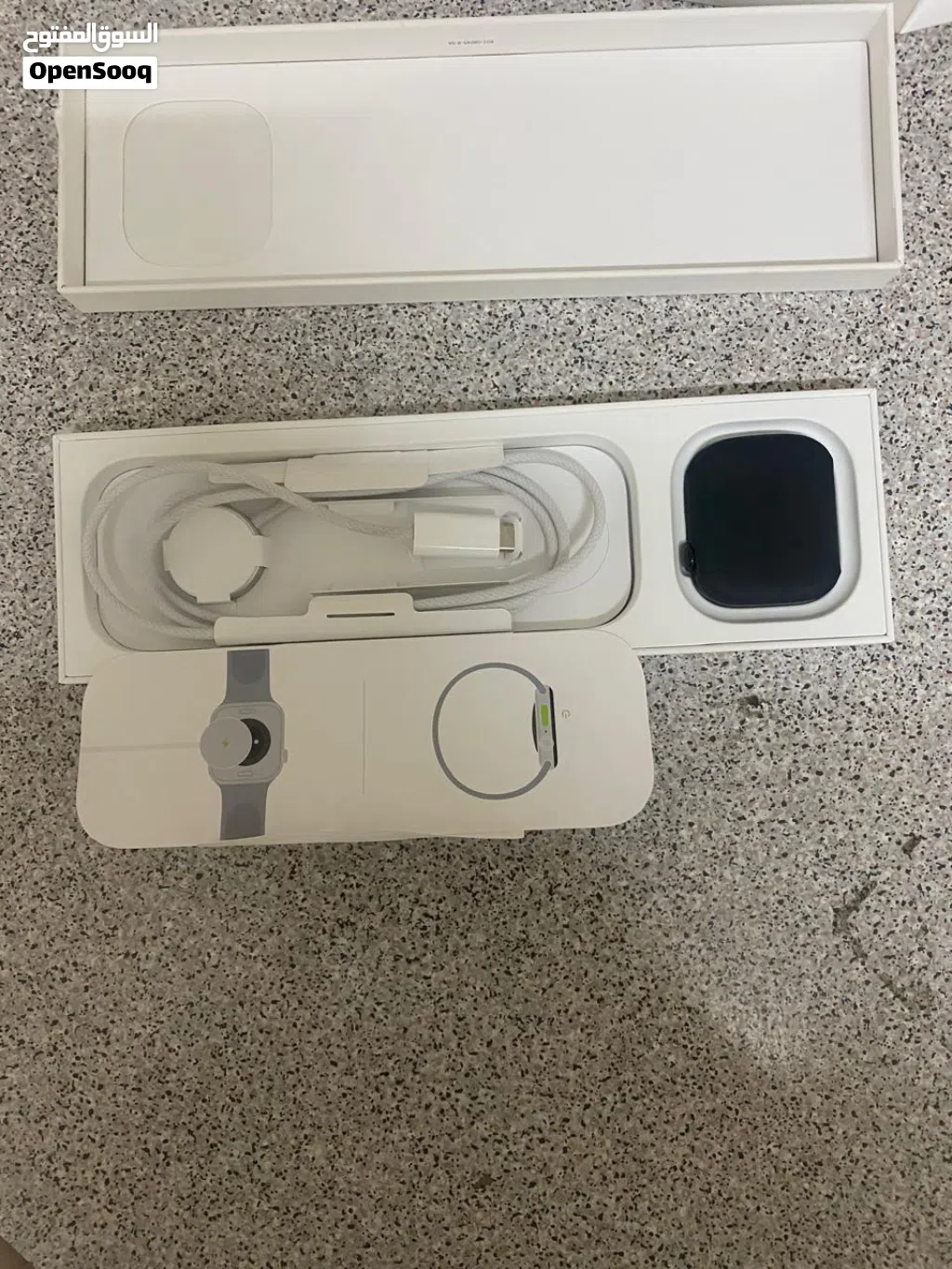 Apple watch series10 46 mm jet black with guarantee