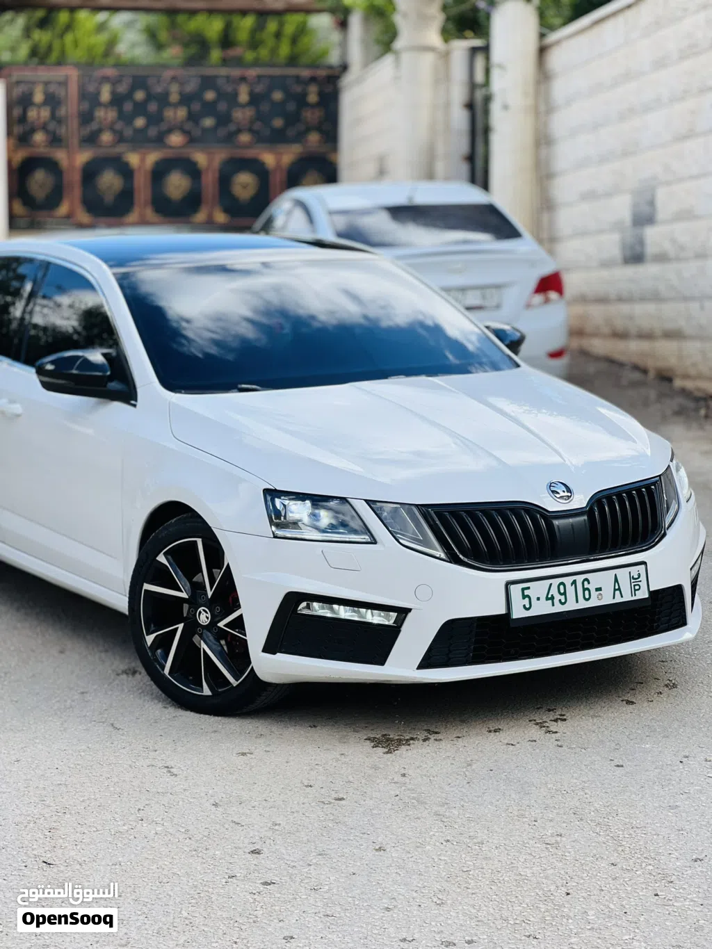 سكودا اوكتافيا Standard