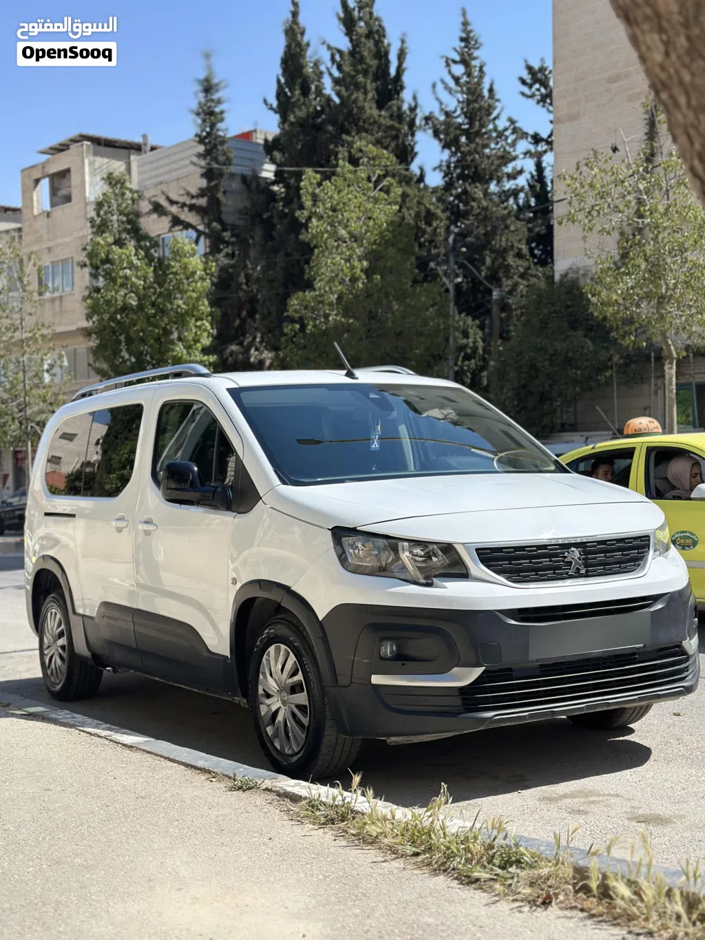 بيجو ريفتر Standard