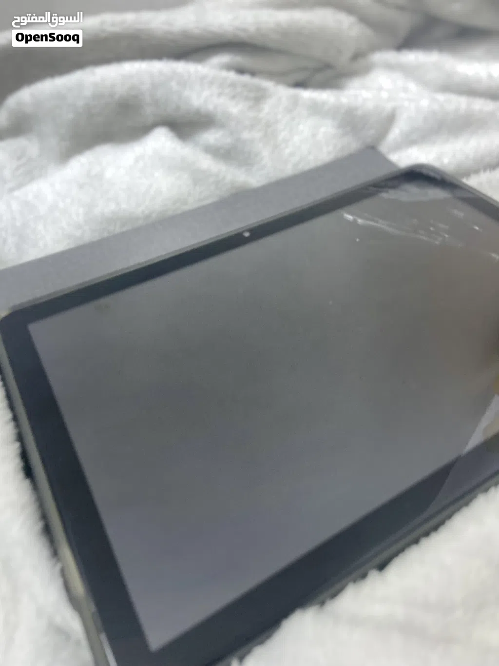 ايباد للعب بقيمه جميله مساحته 512