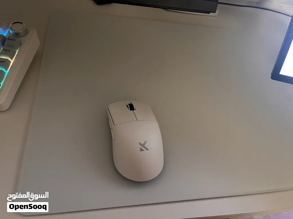 ماوس باد زجاجي ابيض 45x40 للبيع / White Glass Mousepad 45x40 for sale