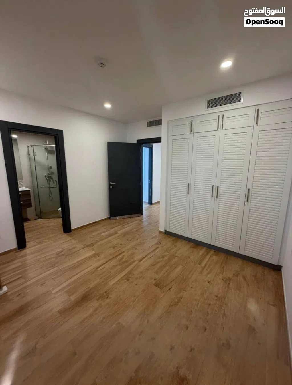 Single Room with Private Bath - Muscat Hills (Golf Tower)