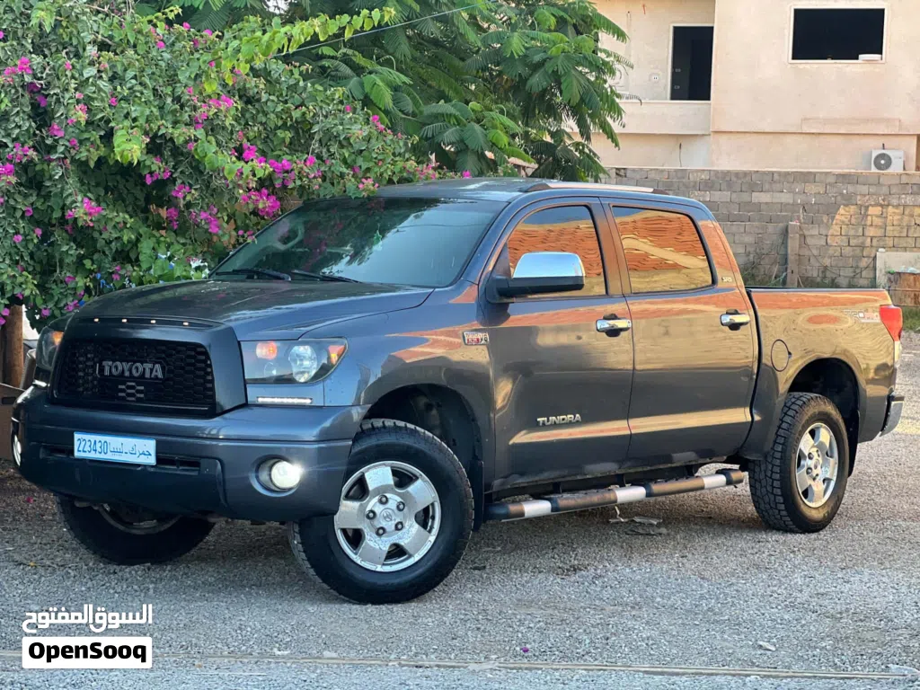 Toyota Tundra SR5