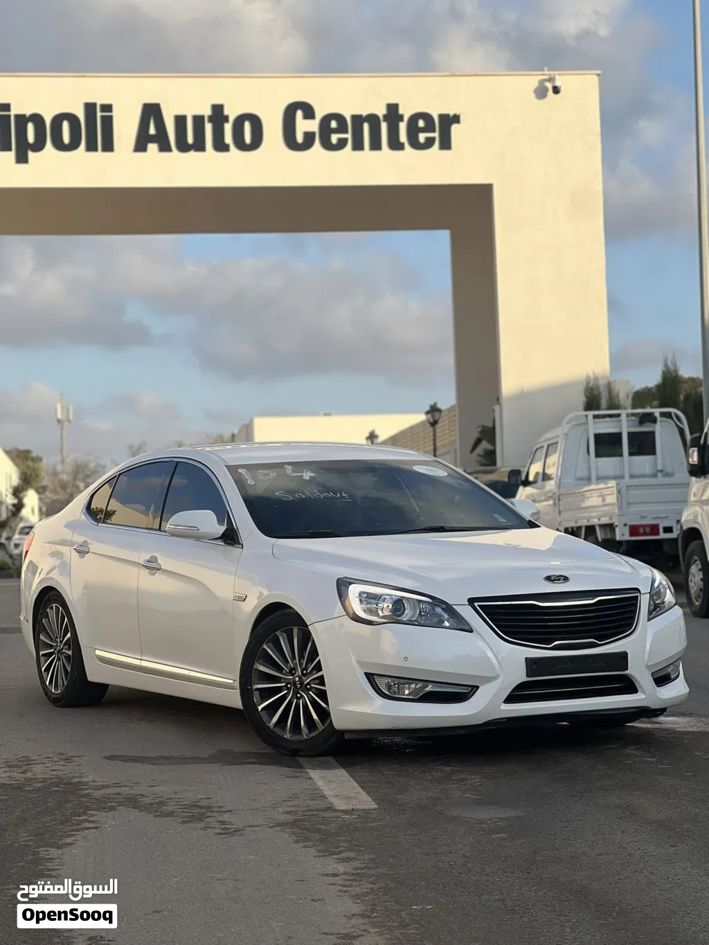 كيا كادينزا Limited