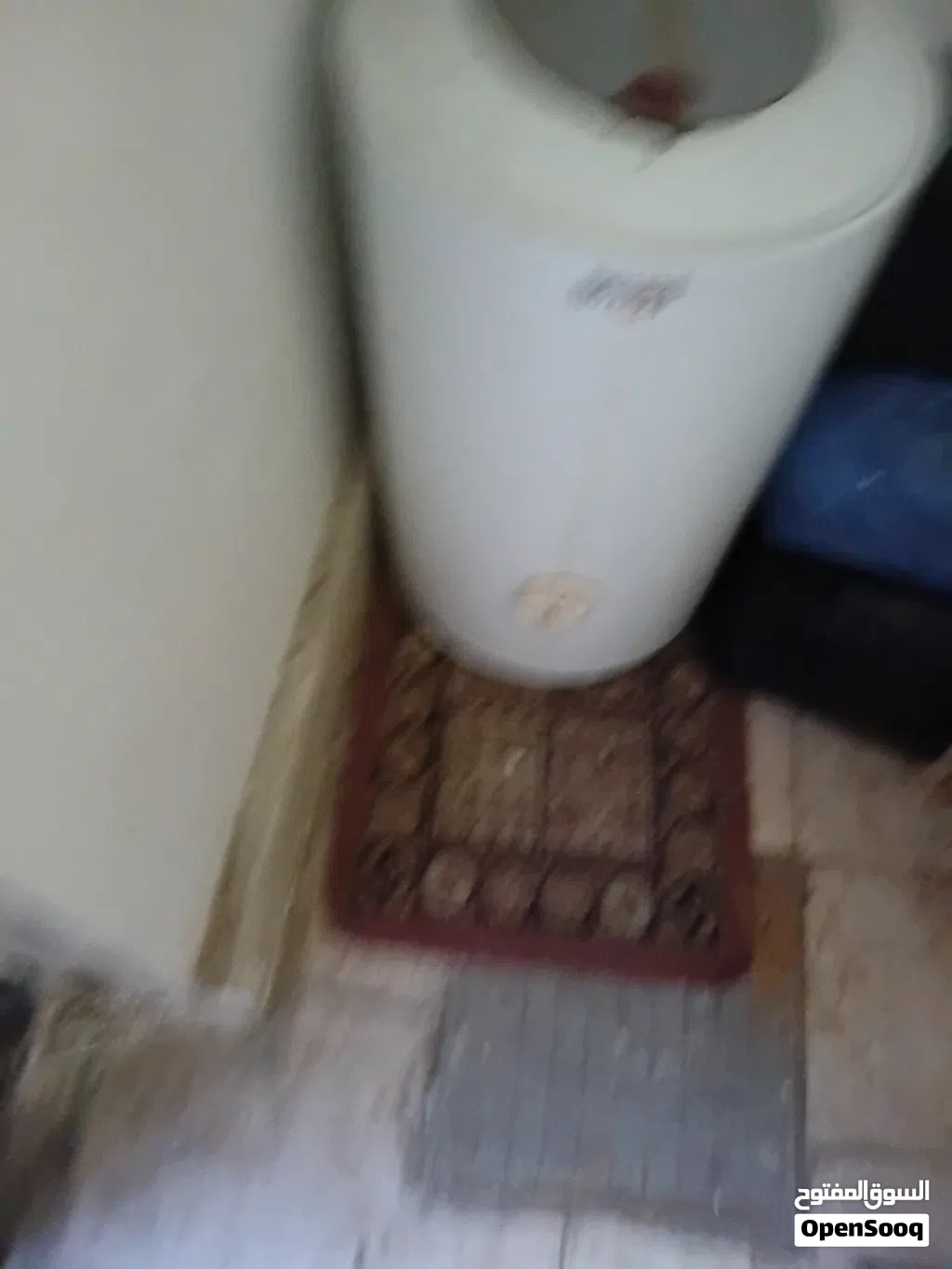 سخان مياة مستمل