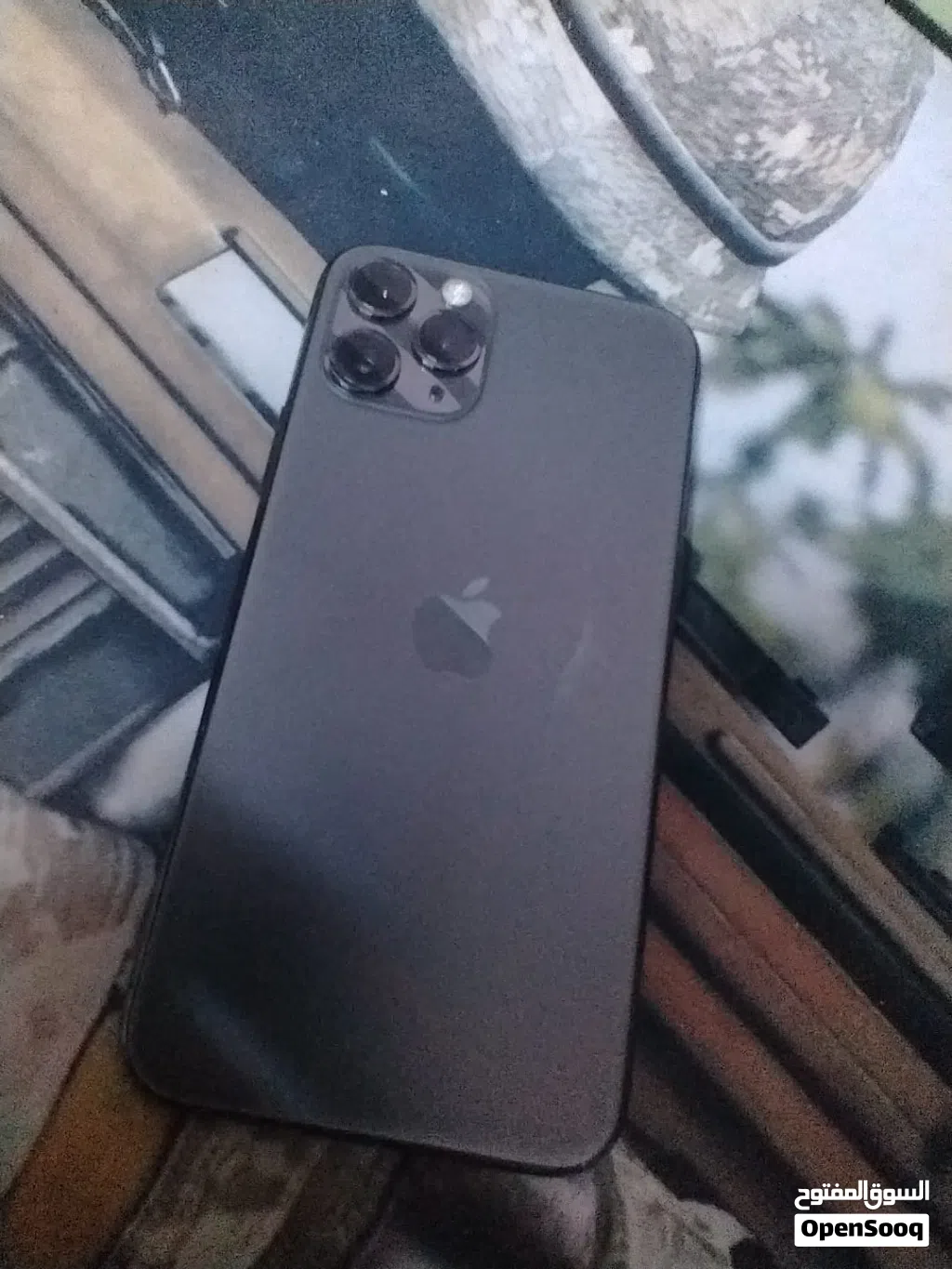 ايفون 11 pro