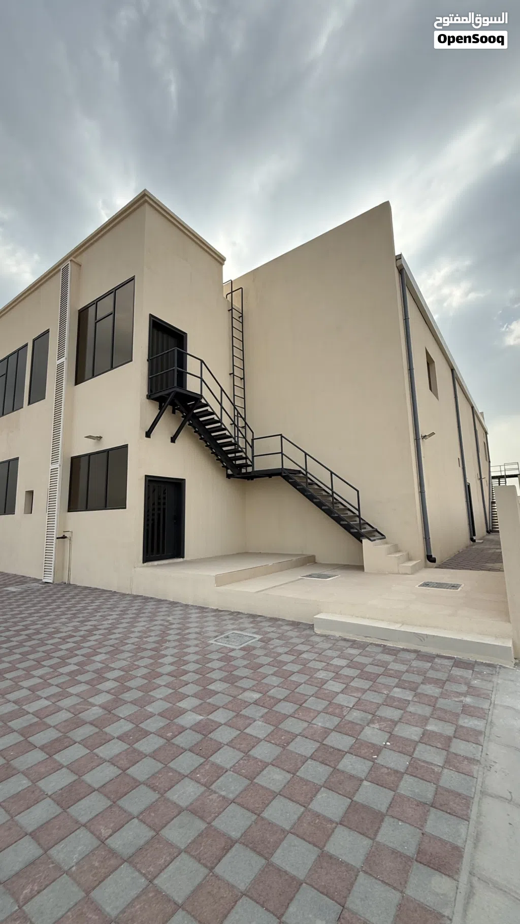مصنع جاهز للبيع ببركاء الصناعية