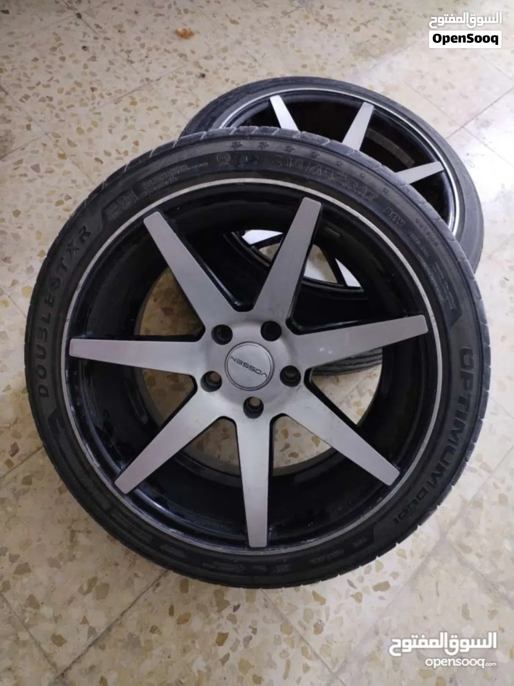 جنطات Vossen 17 خمس براغي شكل نجمه مع كوشوك ماليزي نضيف – نظافة عالية للجنط