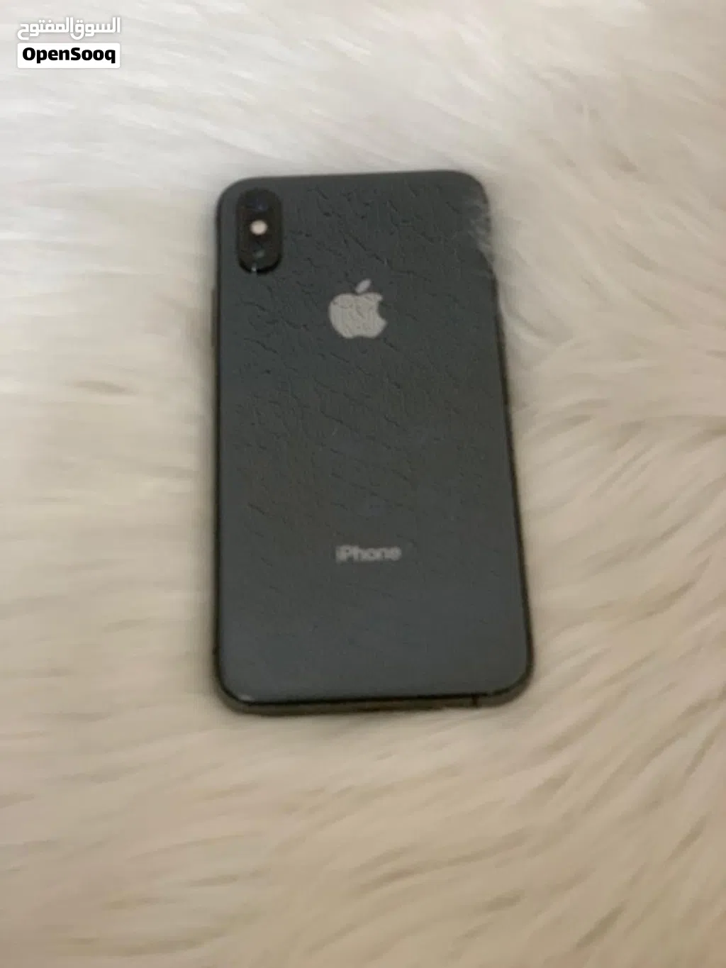 للبيع — Apple iPhone XS جهاز أنيق وفخم، أداء قوي وسريع الذاكرة: 256 قيقا البطارية: 75