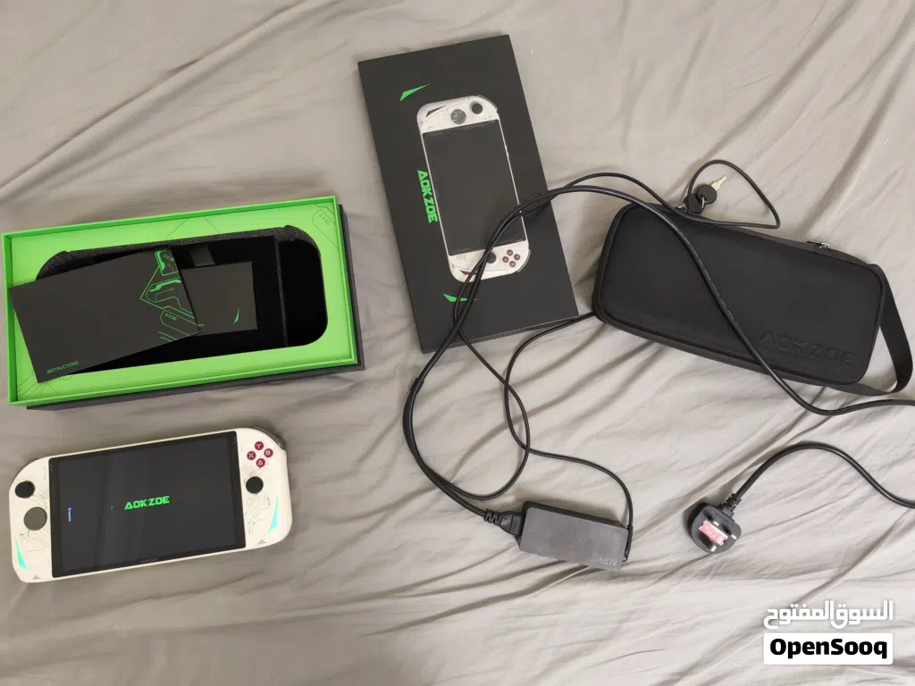 AOKZOE A1 Handheld Console - 1TB