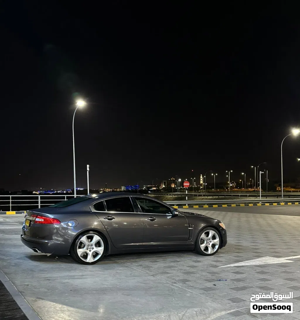 Jaguar XF Luxury