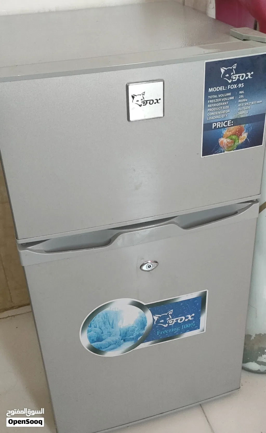 ثلاجة صغيرة مستعملة