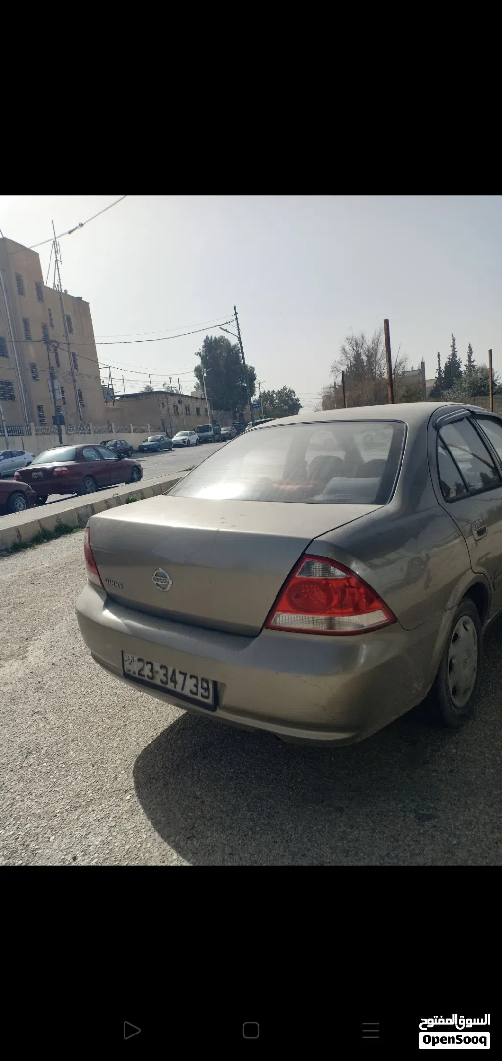 نيسان صني SV