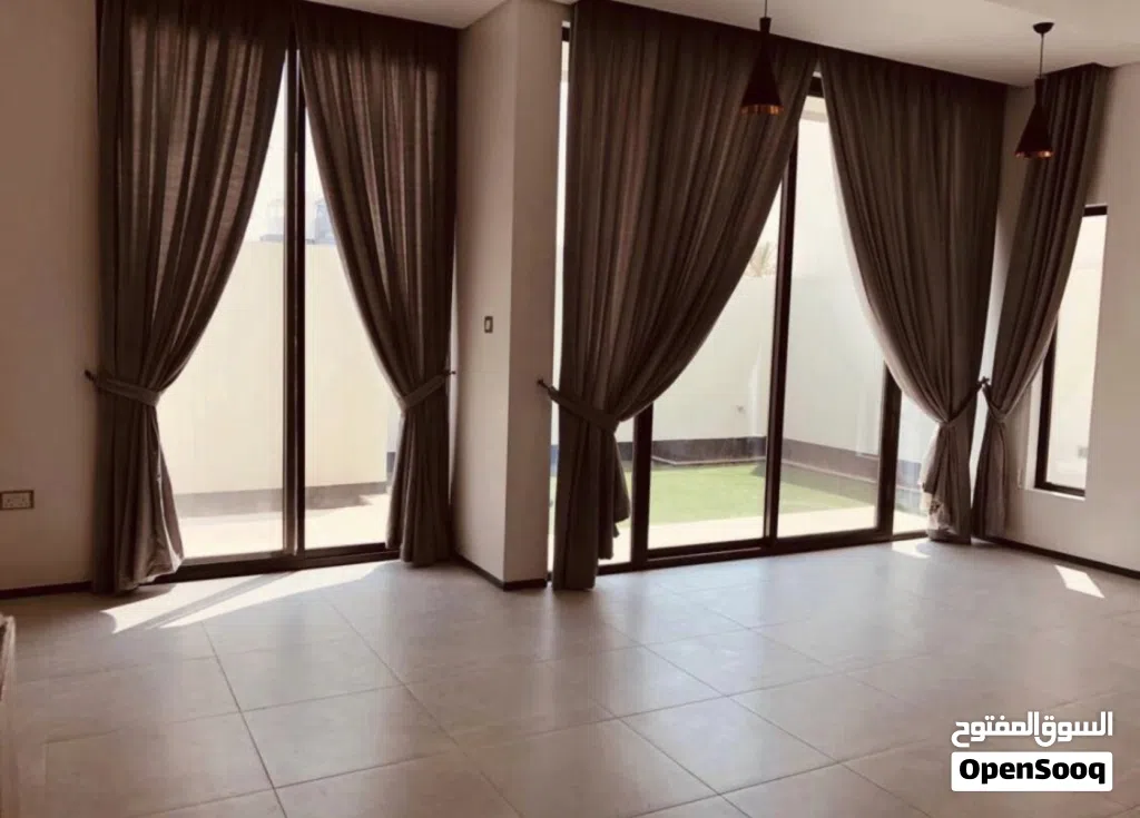 للايجار فيلا بمنطقة سار Villa for rent in Saar Area
