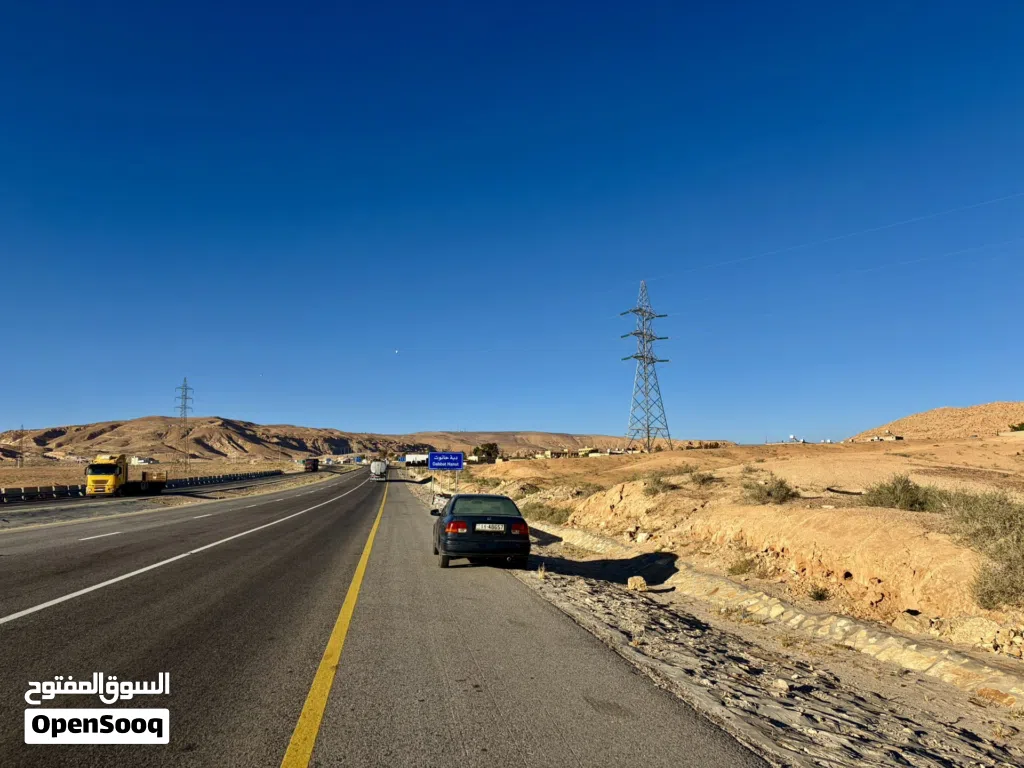 أراضي للبيع على الطريق الصحراوي محافظة العقبة