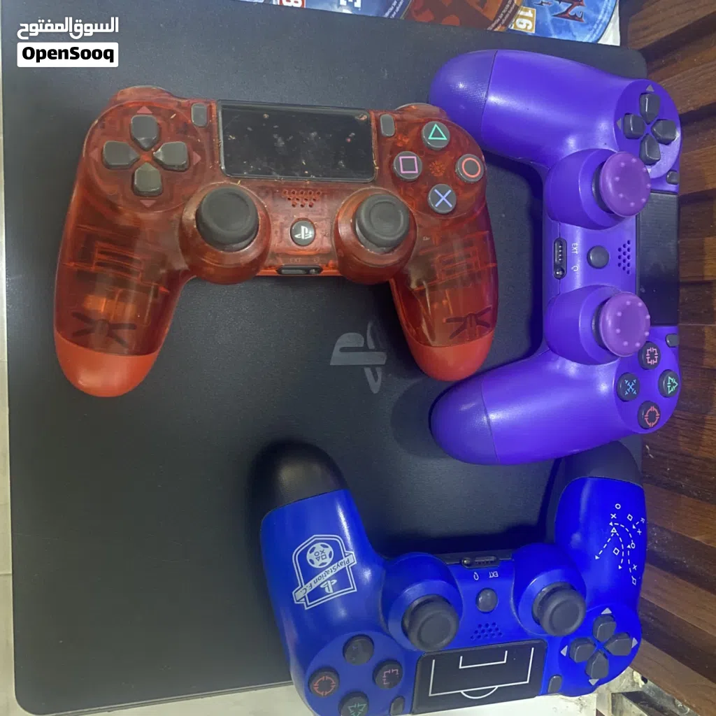 للبيع جهاز PS4 Slim (500GB) بحالة ممتازة -