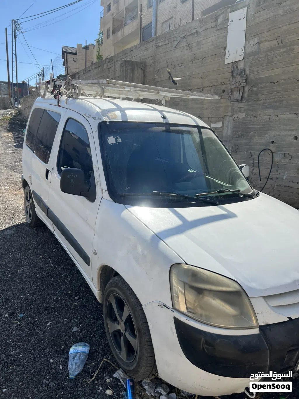 بيجو بارتنر B9