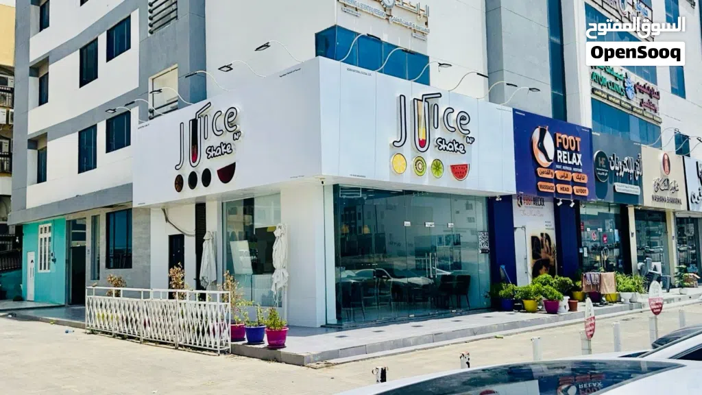 محل تجاري كورنر للإخلاء والإيجار