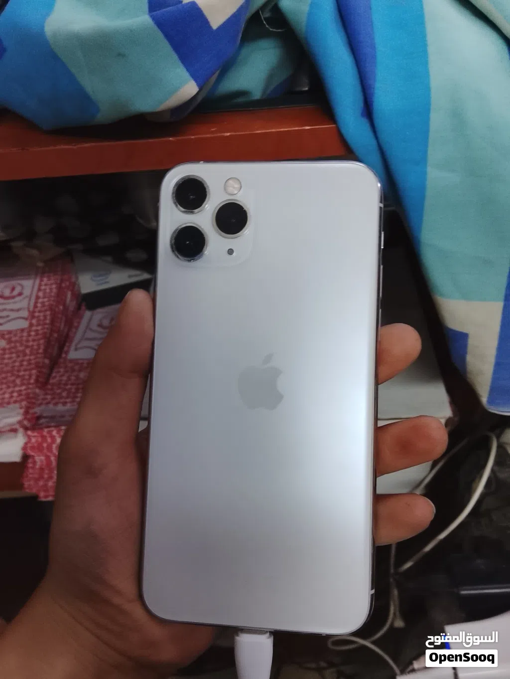 ايفون 11 برو للبيع بسعر 250 وشيكل