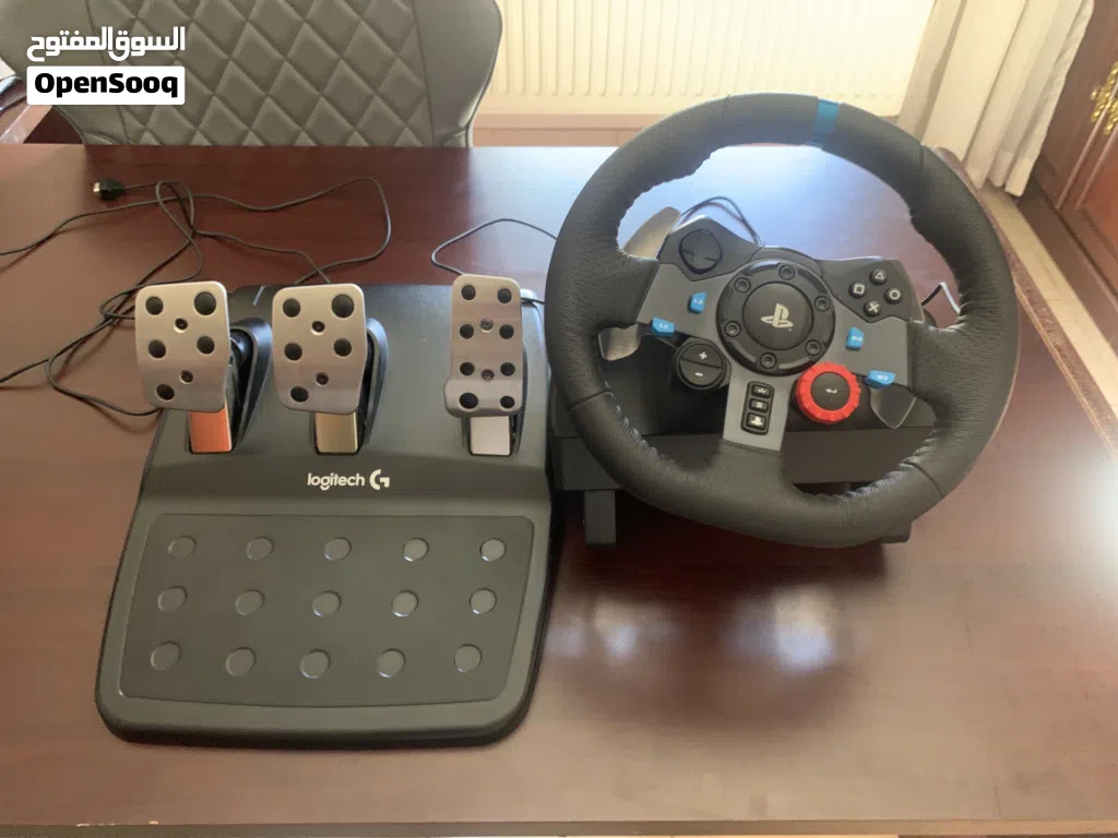 Logitech G29 Racing Wheel + Pedals for PS5/PS4/PC – Excellent Condition