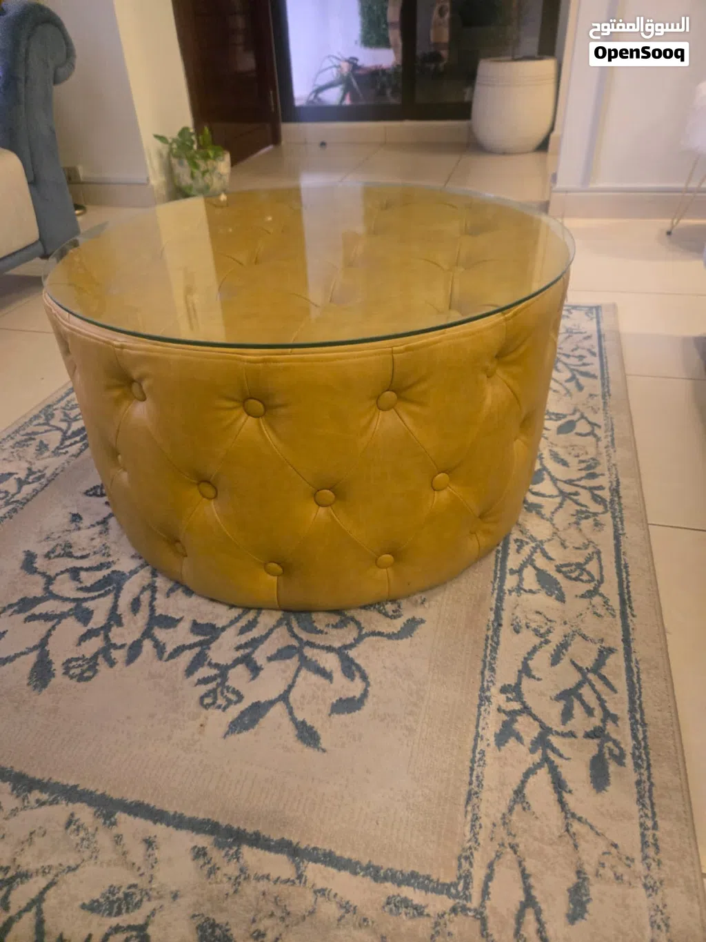 Center table ( ottoman)