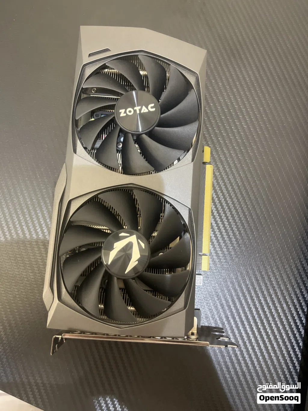 للبيع كرت شاشة RTX 3060 + رامات Corsair RGB 16GB نظيف جداً