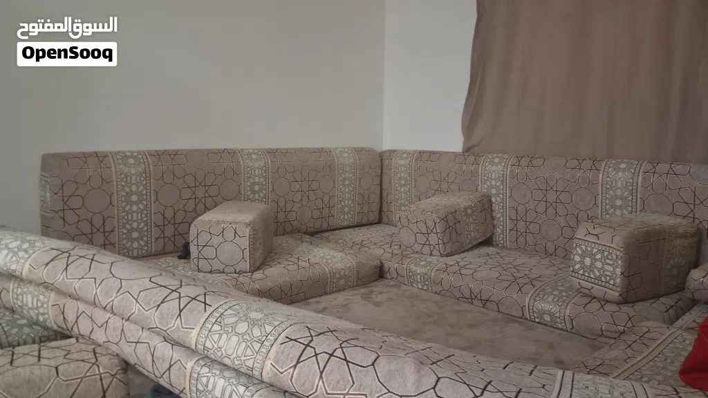 اثاث مستعمل