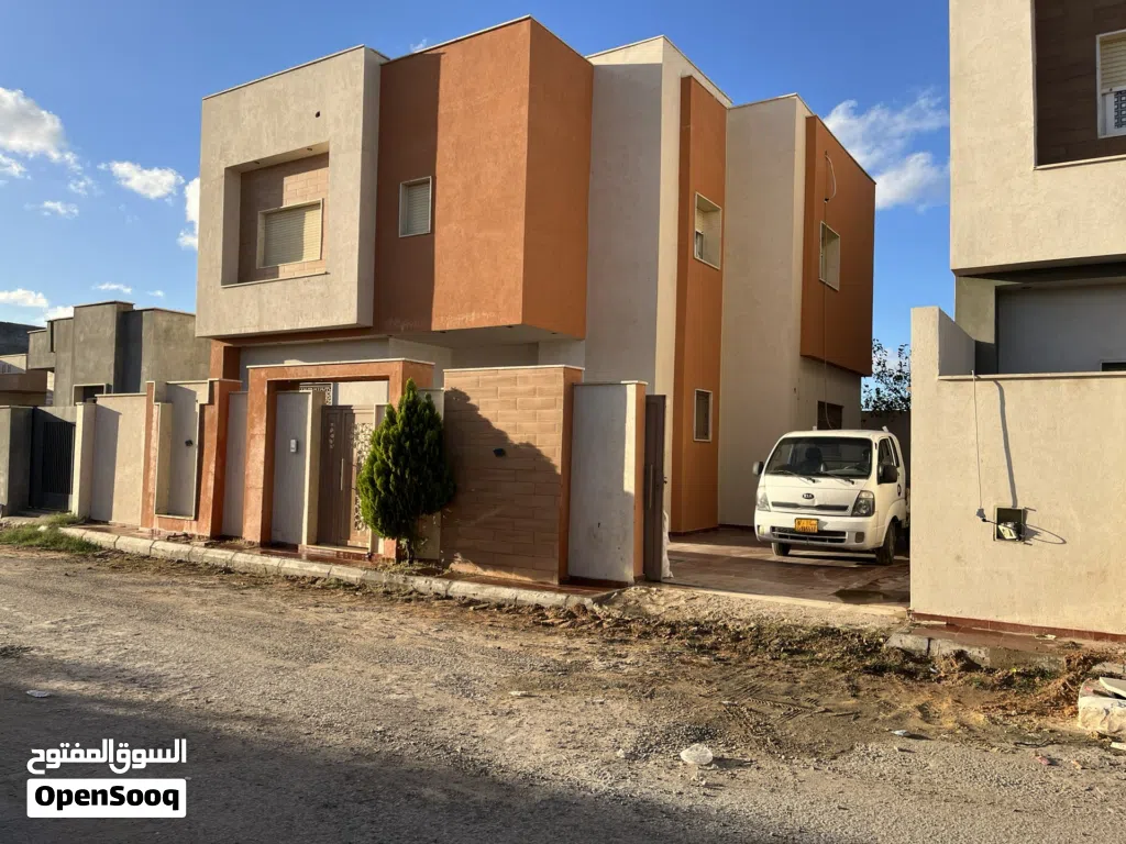 فيلا 5 غرف أعين زارة الجدادعة
