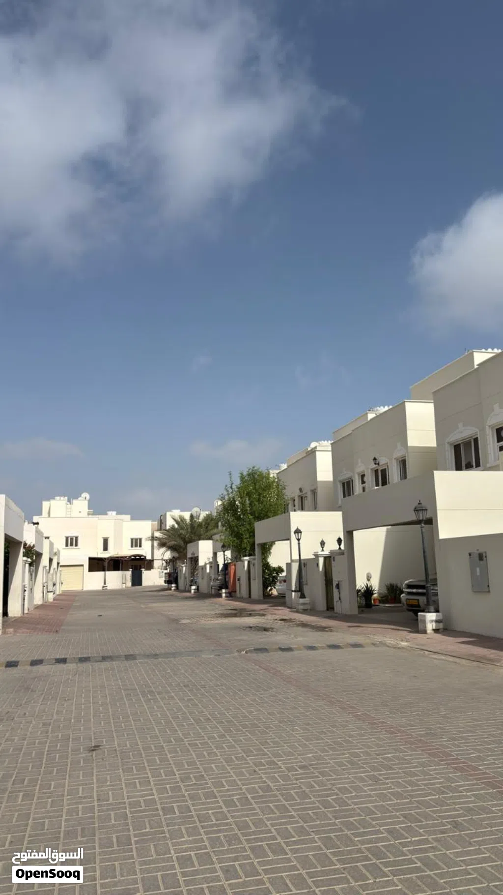 فيلا مؤجرة للبيع في مجمع ميار السكني بالخوض