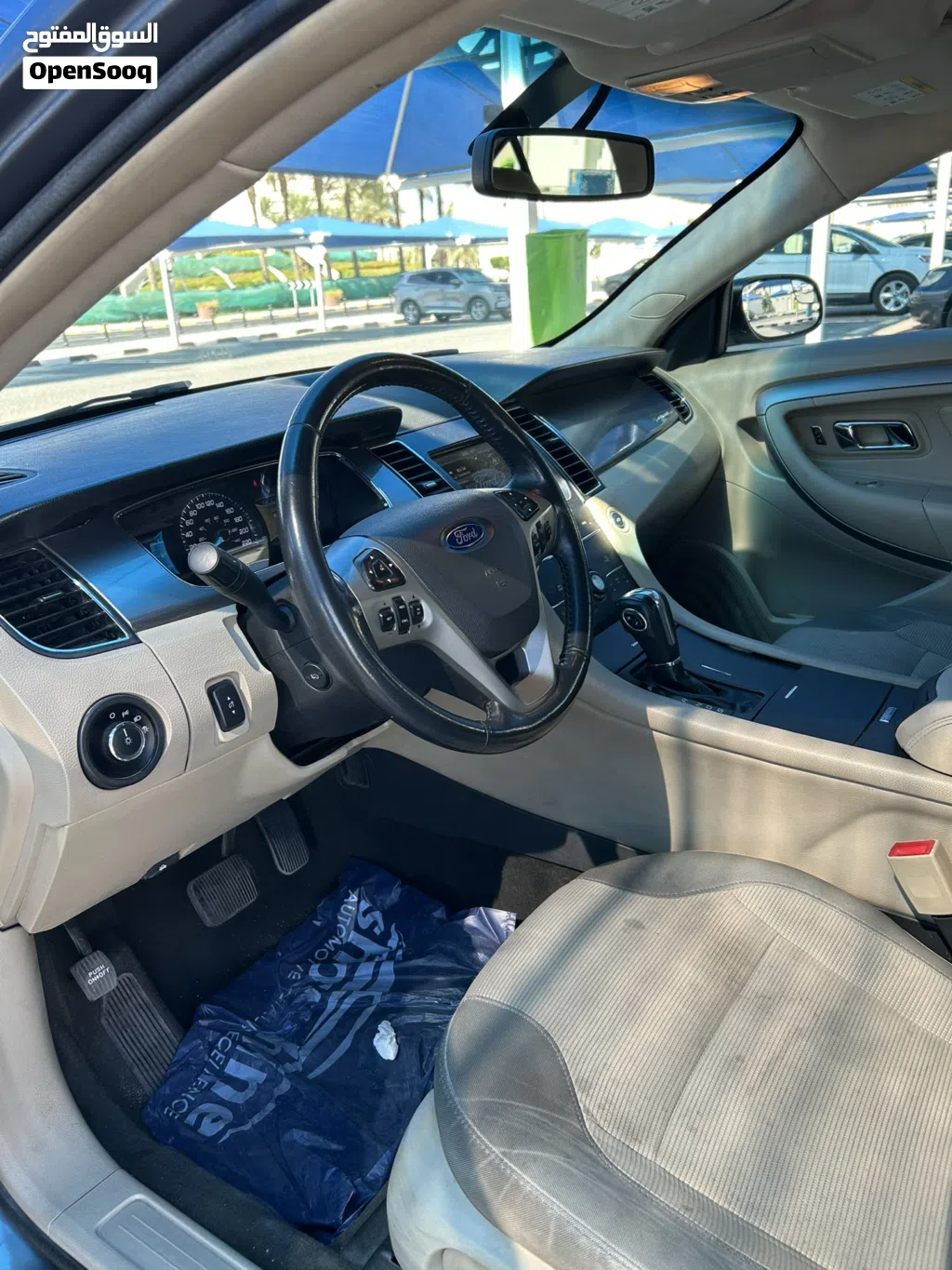 Ford Taurus SEL