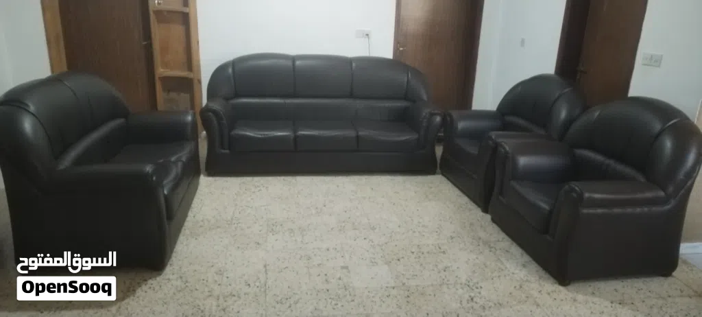 صالون جلد خامة ممتازة جدا