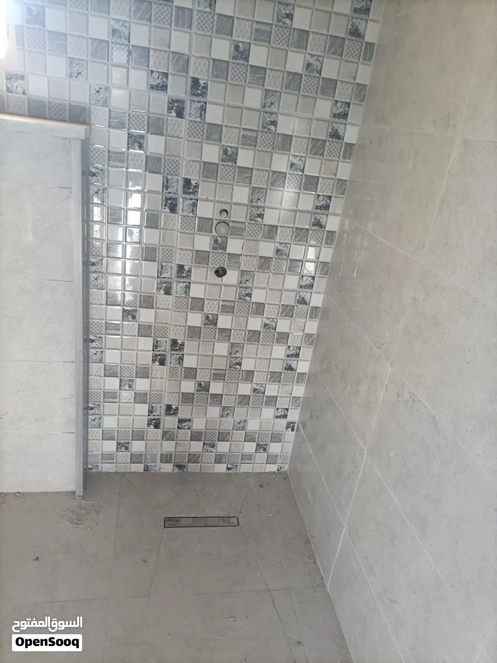 المهندس لتركيب جميع انواع السراميك