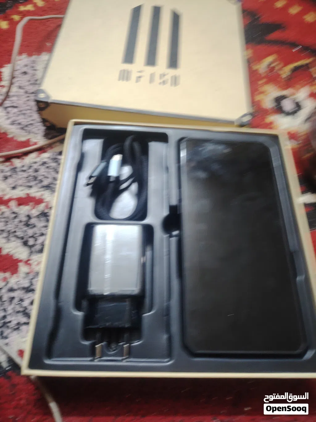 موبايل مدرع بي 3