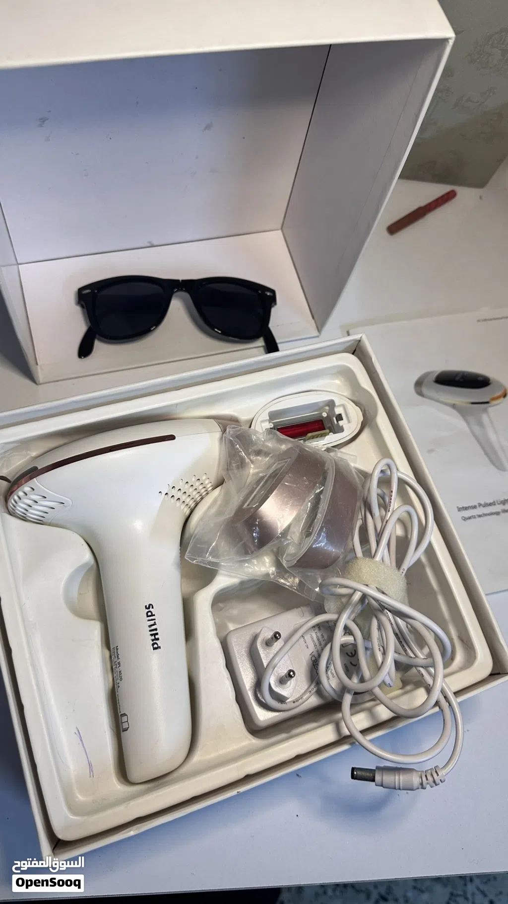 جهاز إزالة الشعر بالنبضات الضوئية Philips IPL موديل IPL-3020