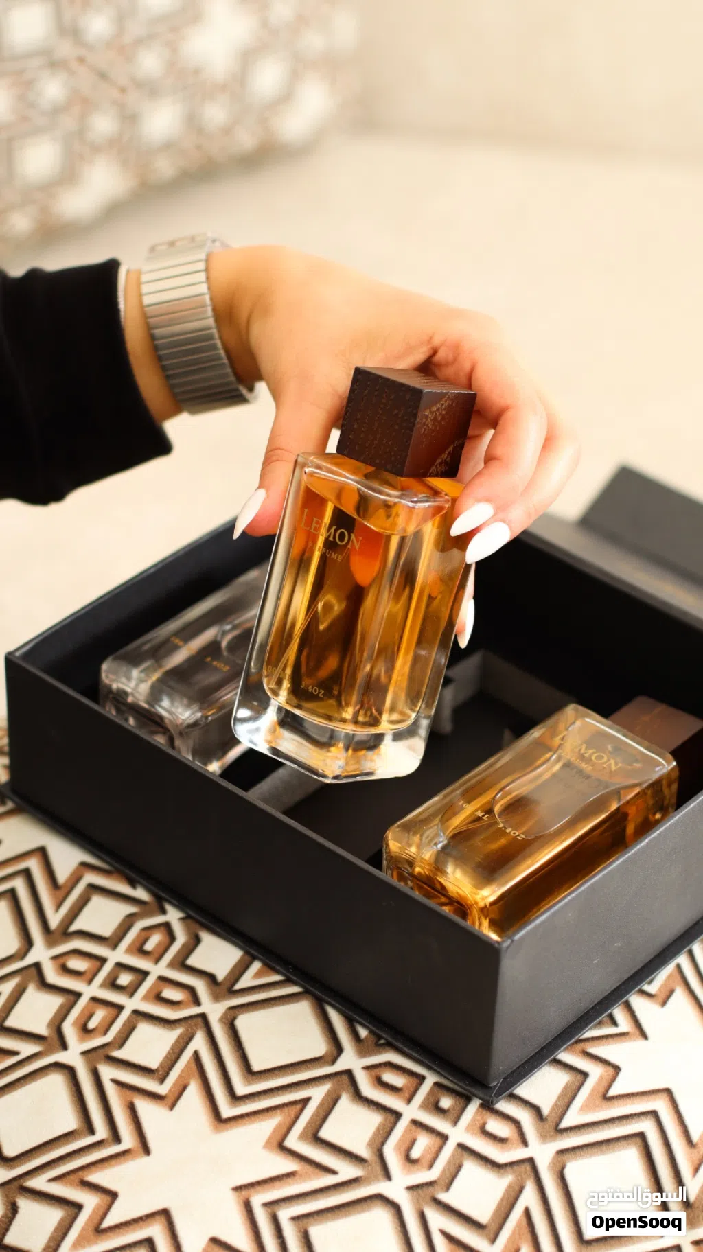 عطور متنوعة