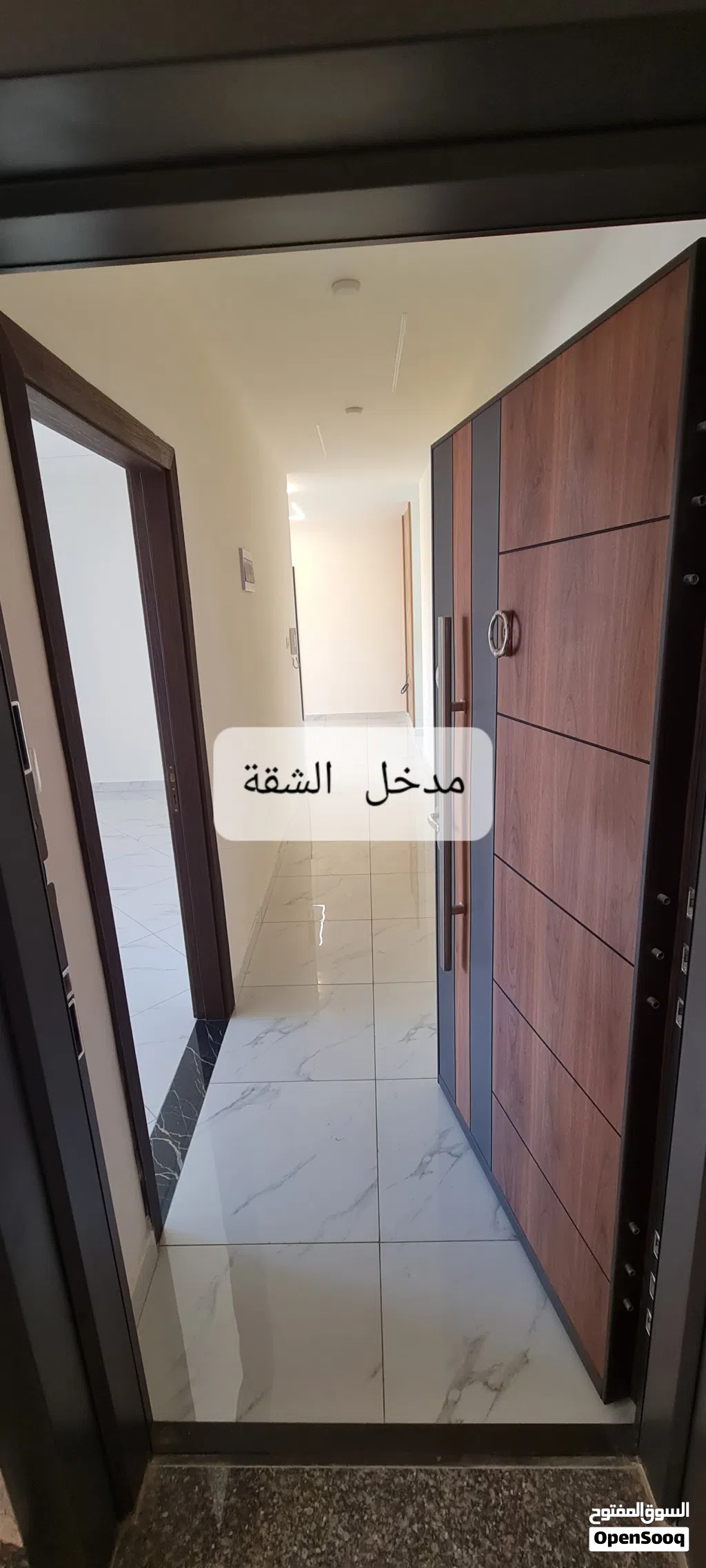 شقة جديدة 146م مع بلكونة واسعة، موقع هادئ وقريب من الاسواق، من المالك مباشرة