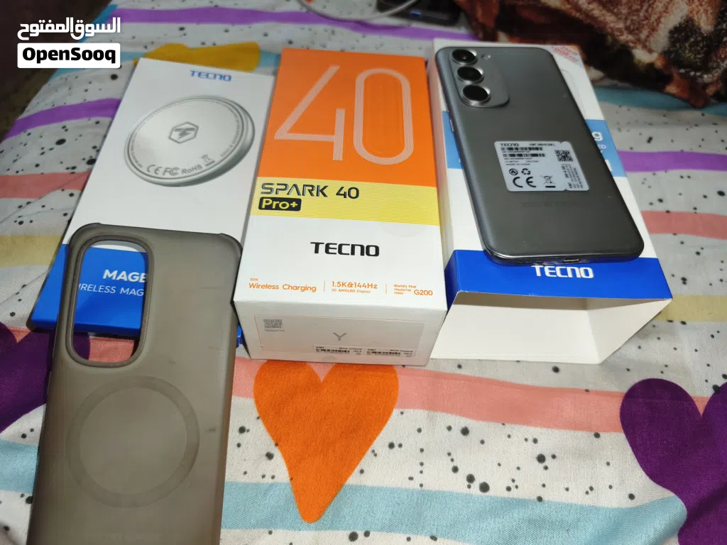 تكنو سبارك 40 برو بلاس