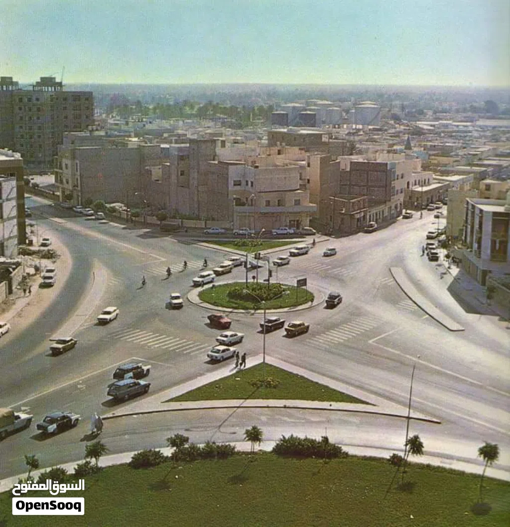 استديو فى الطهرة بالقرب من ميدان فشلوم الظهرة اجانب فقط غرفة بيه مطباخ فى الدور الربع تحتاج إلى ص