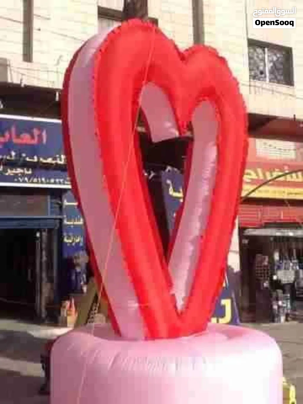 براميل افتتاح محلات تجارية على اشكال جذابة